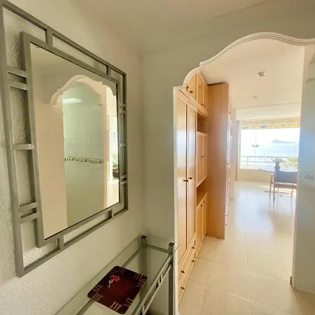 Lejlighed Seafront Luxury Views